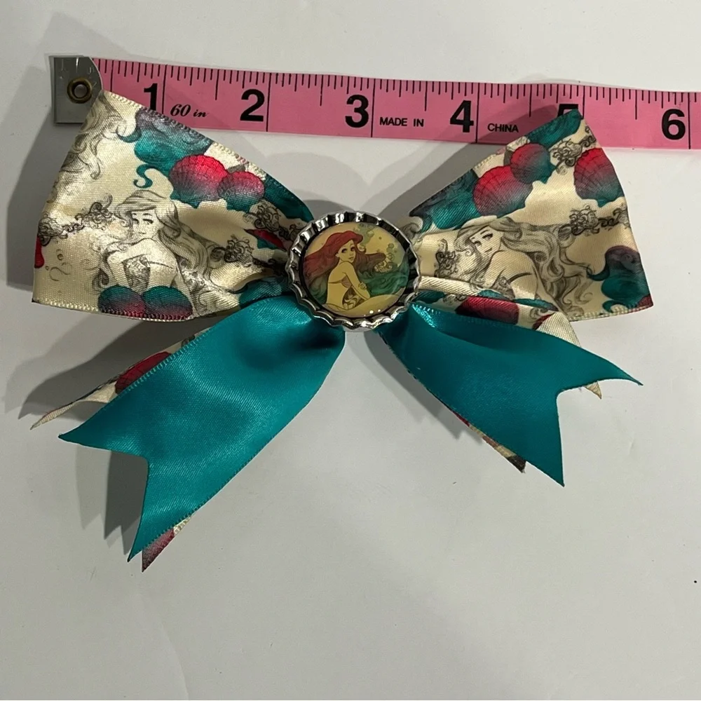 Disney Ariel Multicolor Bow with Bag EUC